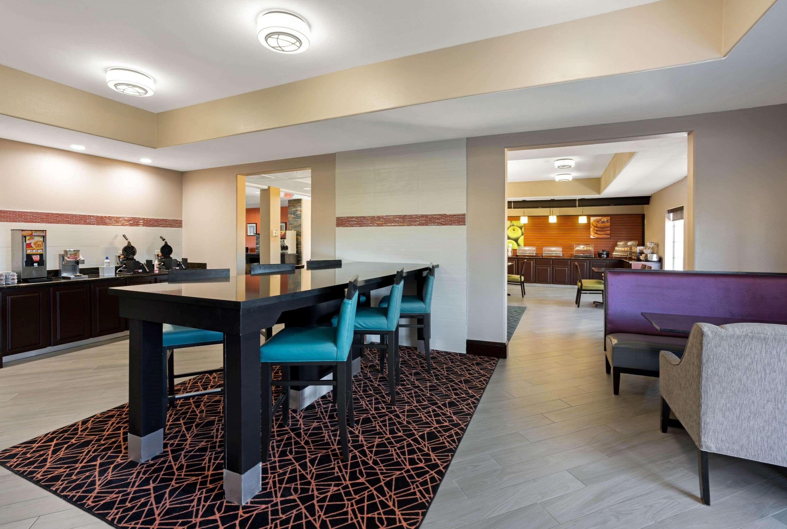 La Quinta By Wyndham Houston Iah Bush Intl Airport E Hotell Humble Exteriör bild